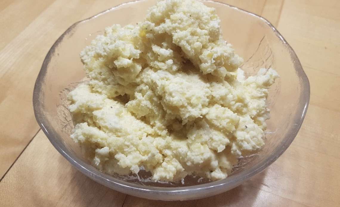 Zur Brotzeit: einfach, aber raffiniert: Erdäpfelkas - Ammerhof Perkam